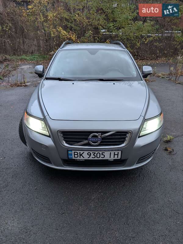 Универсал Volvo V50 2010 в Ровно фото 13 Универсал Volvo V50 2010 в Ровно