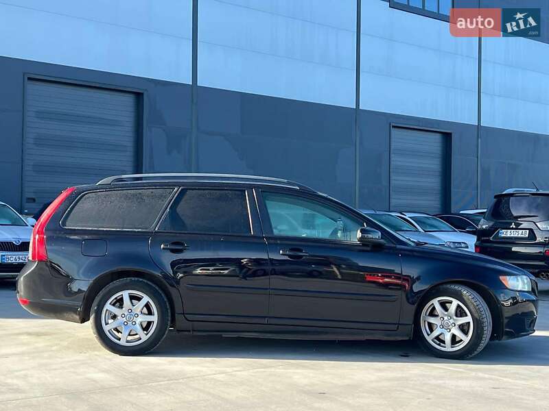 Универсал Volvo V50 2008 в Львове