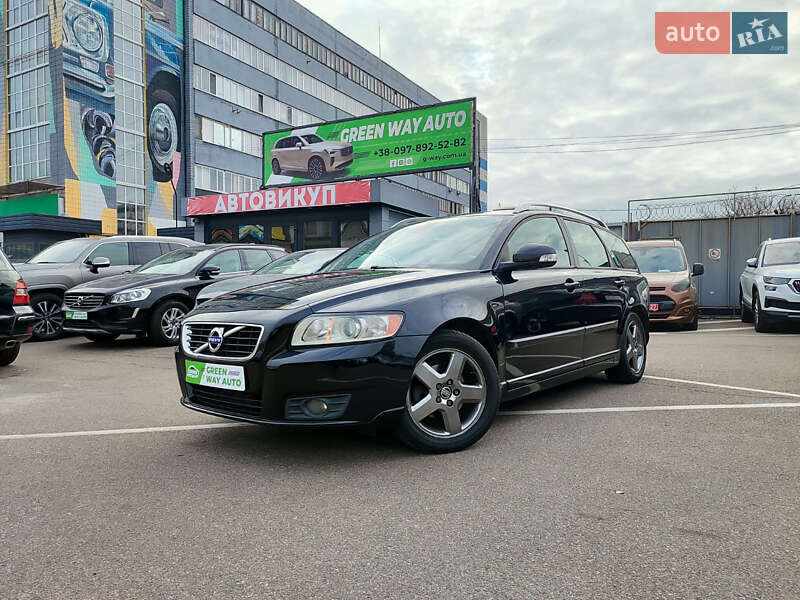 Універсал Volvo V50 2010 в Києві