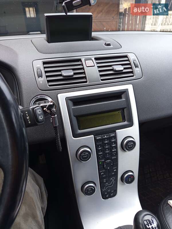 Универсал Volvo V50 2012 в Турке фото 9 Универсал Volvo V50 2012 в Турке