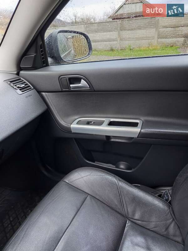 Универсал Volvo V50 2012 в Турке фото 12 Универсал Volvo V50 2012 в Турке