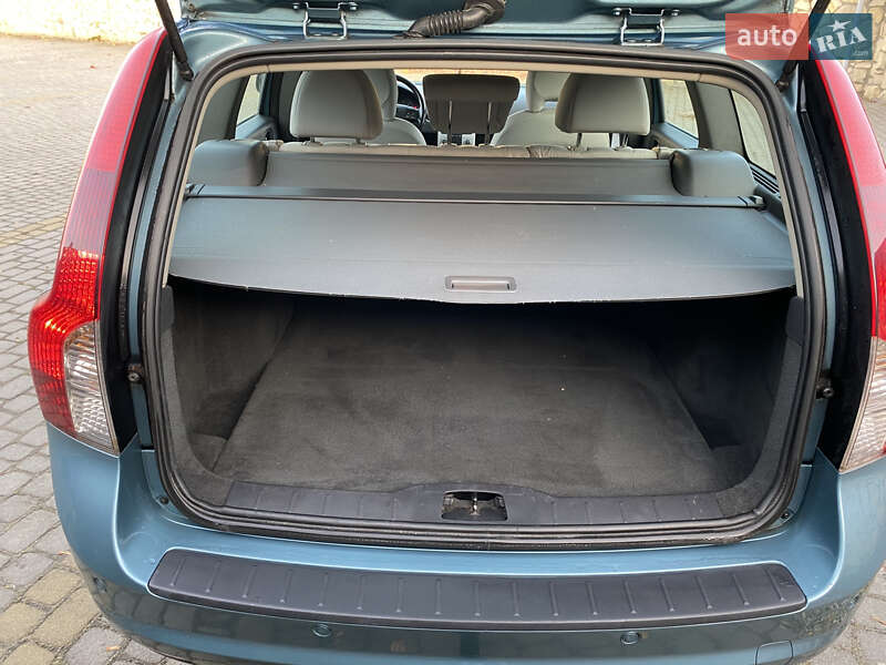 Универсал Volvo V50 2010 в Львове фото 31 Универсал Volvo V50 2010 в Львове