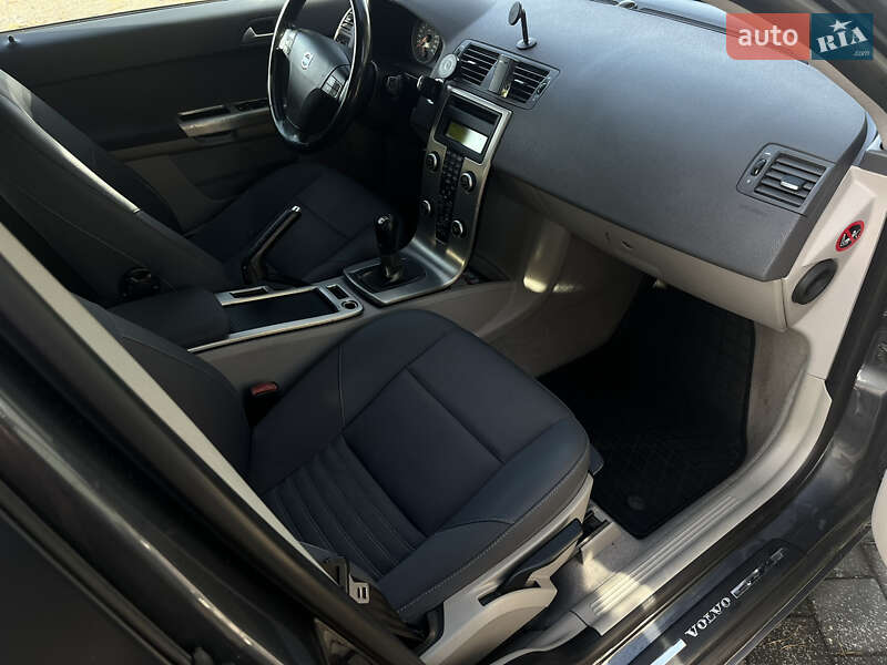 Универсал Volvo V50 2008 в Ровно