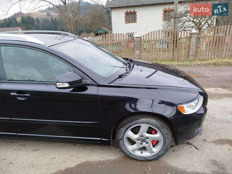 Универсал Volvo V50 2012 в Турке фото 9 Универсал Volvo V50 2012 в Турке