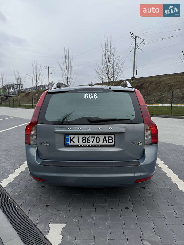 Універсал Volvo V50 2011 в Києві