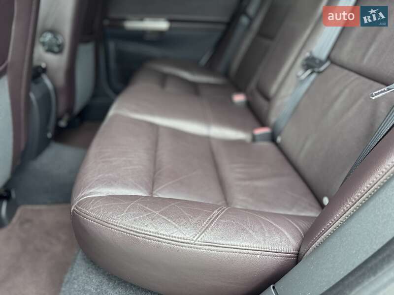 Универсал Volvo V50 2012 в Киеве