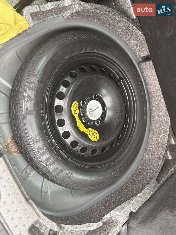 Универсал Volvo V50 2005 в Тернополе