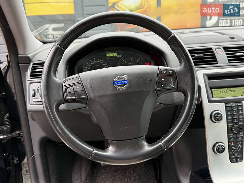 Универсал Volvo V50 2011 в Стрые фото 63 Универсал Volvo V50 2011 в Стрые