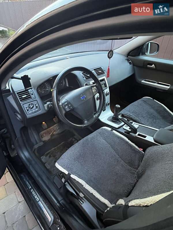 Универсал Volvo V50 2011 в Ивано-Франковске