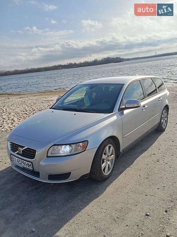 Volvo V50 2009
