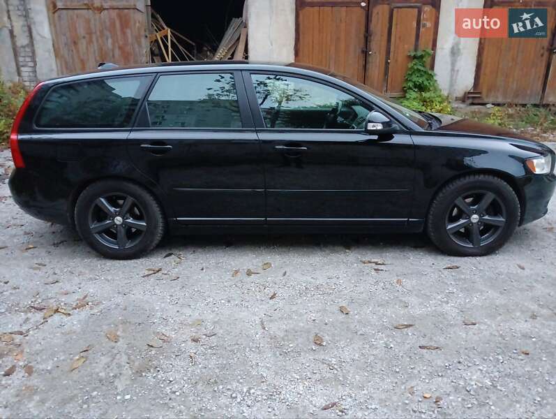 Универсал Volvo V50 2012 в Днепре