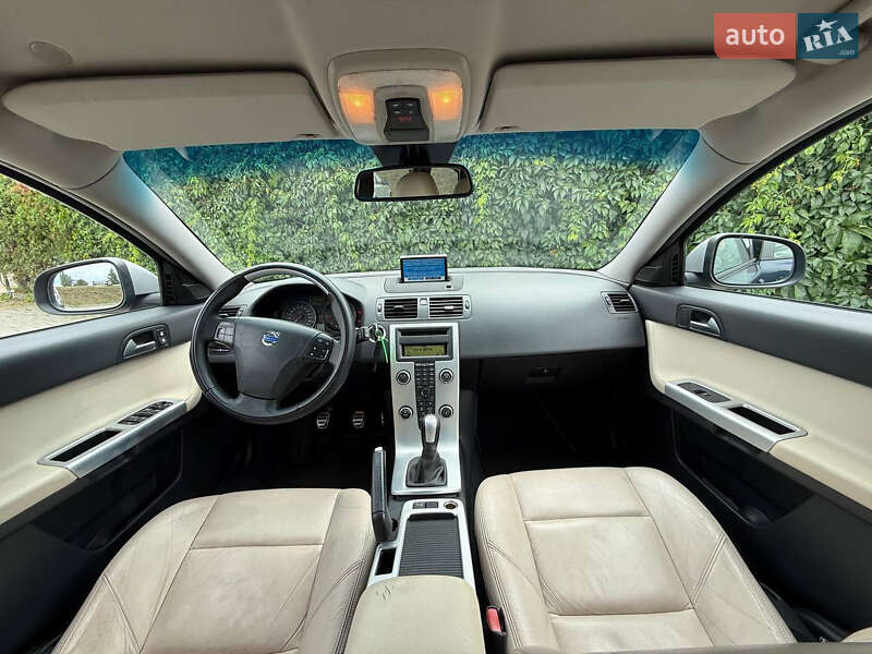 Универсал Volvo V50 2012 в Стрые