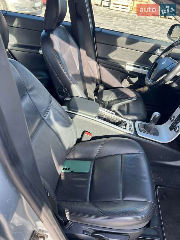 Универсал Volvo V50 2012 в Луцке
