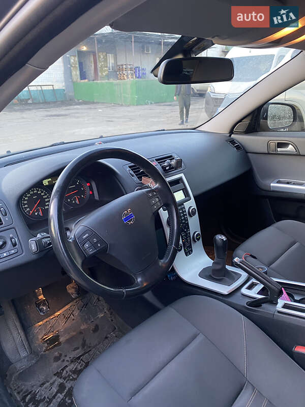 Універсал Volvo V50 2011 в Рівному