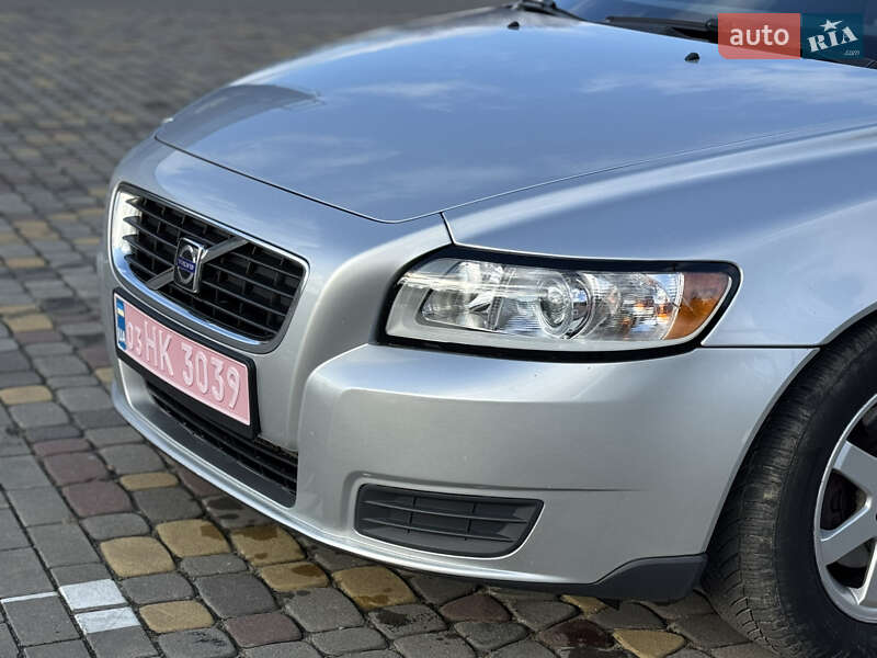 Універсал Volvo V50 2010 в Луцьку