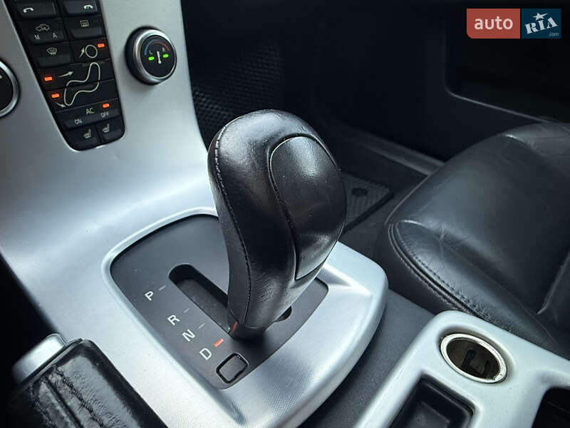 Универсал Volvo V50 2010 в Киеве