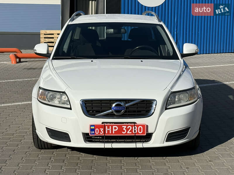 Универсал Volvo V50 2012 в Ровно