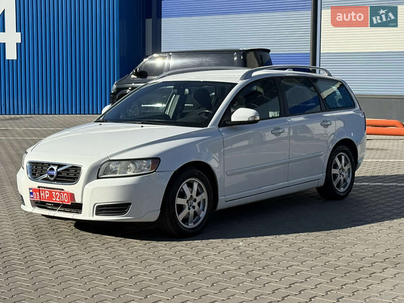 Универсал Volvo V50 2012 в Ровно