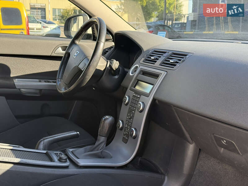 Универсал Volvo V50 2012 в Ровно