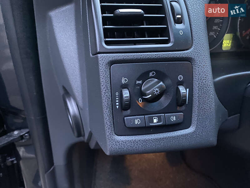 Универсал Volvo V50 2010 в Ровно