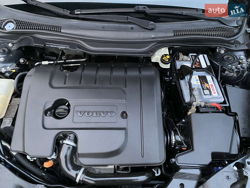 Универсал Volvo V50 2010 в Ровно