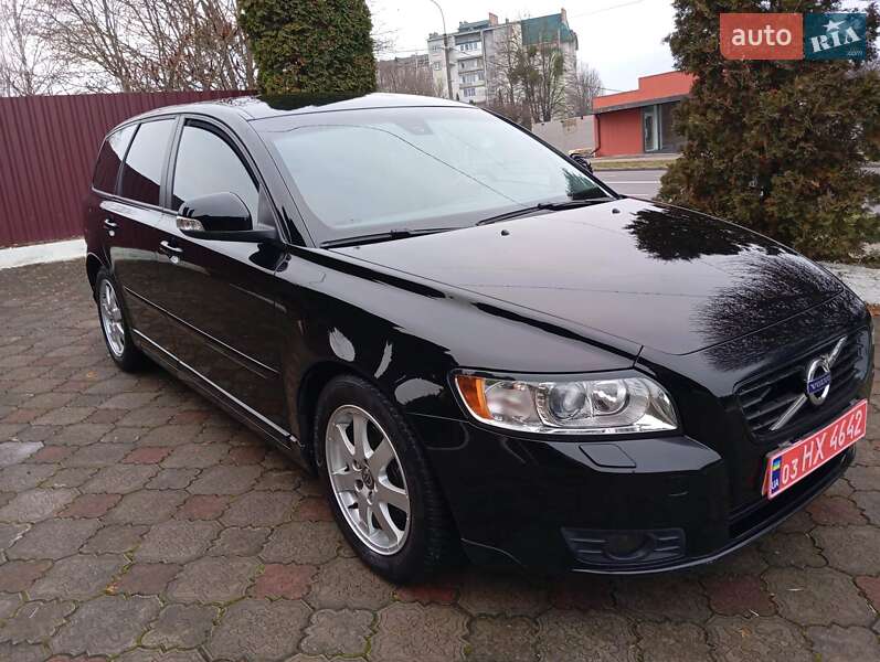 Універсал Volvo V50 2010 в Рівному