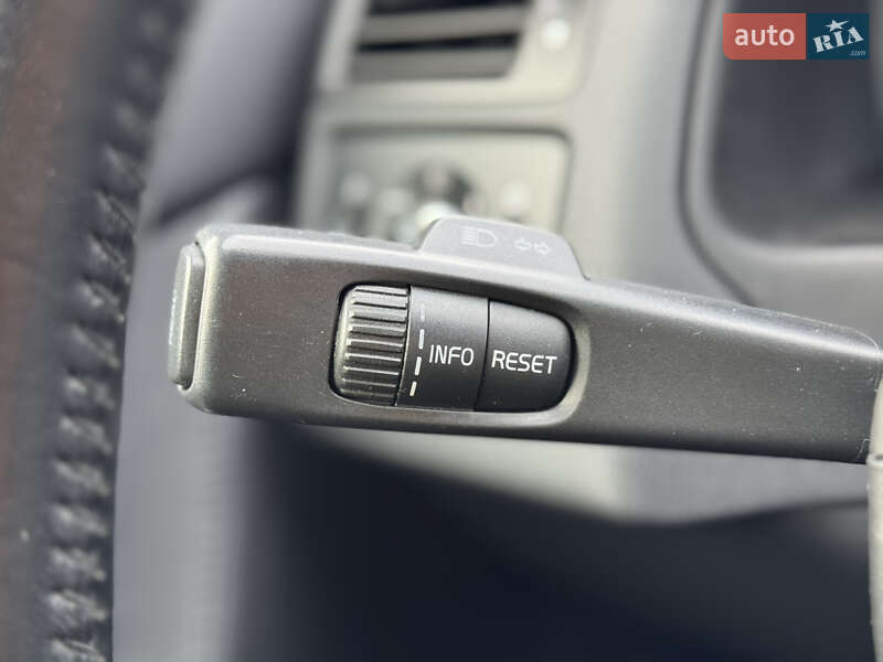 Универсал Volvo V50 2012 в Стрые фото 52 Универсал Volvo V50 2012 в Стрые