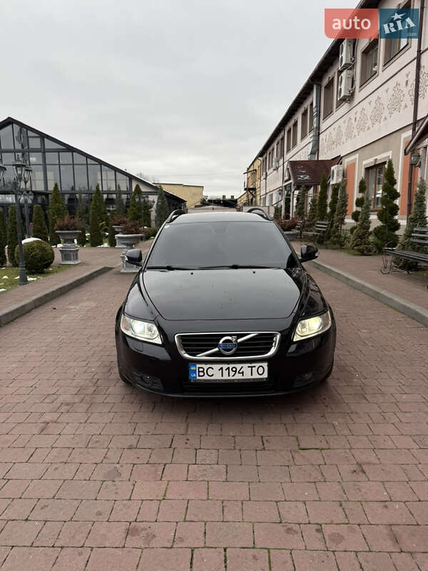 Универсал Volvo V50 2010 в Стрые