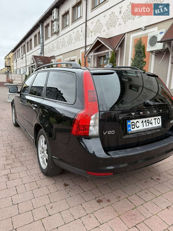 Универсал Volvo V50 2010 в Стрые