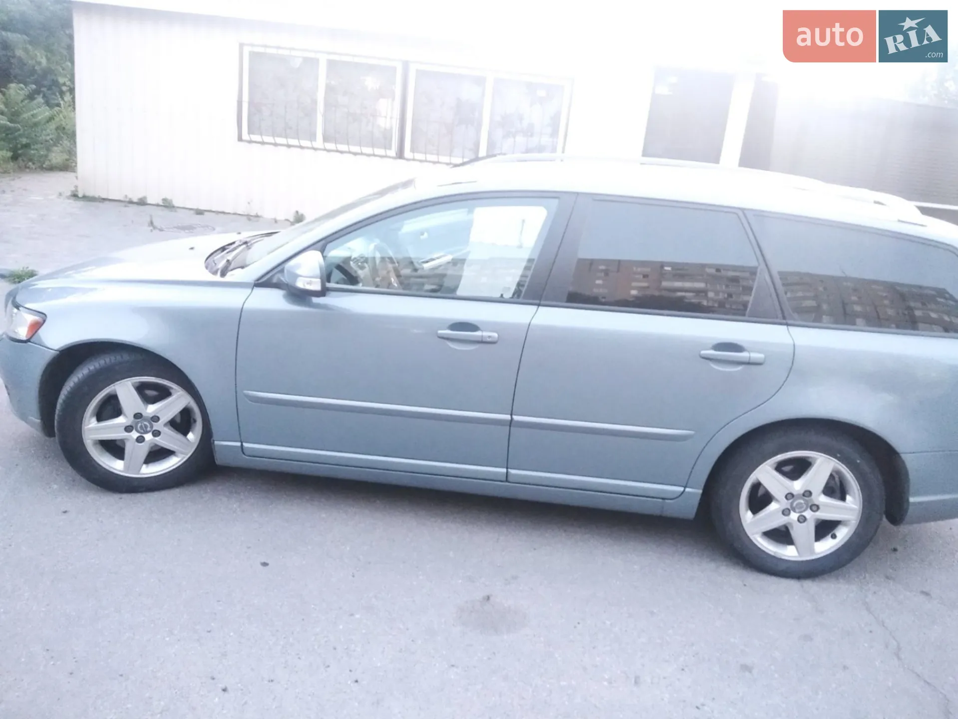 2011 Volvo V50 - мініатюра 2
