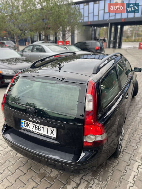 Универсал Volvo V50 2004 в Ровно