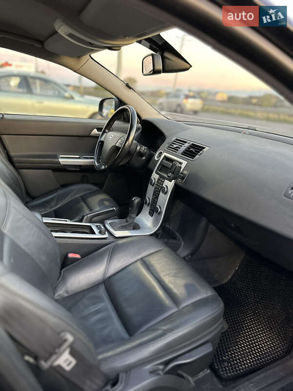 Універсал Volvo V50 2010 в Львові
