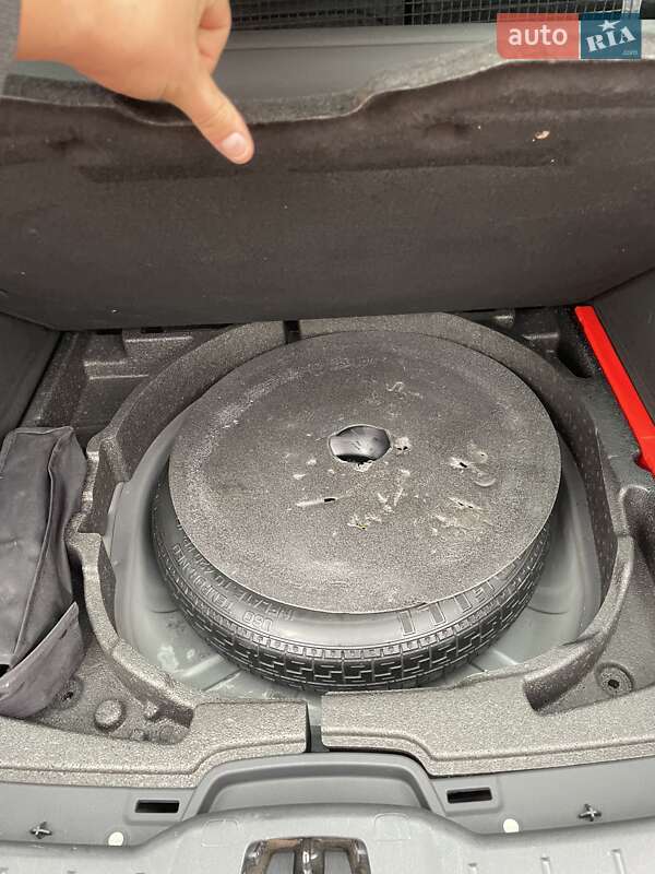 Универсал Volvo V50 2010 в Киеве фото 20 Универсал Volvo V50 2010 в Киеве