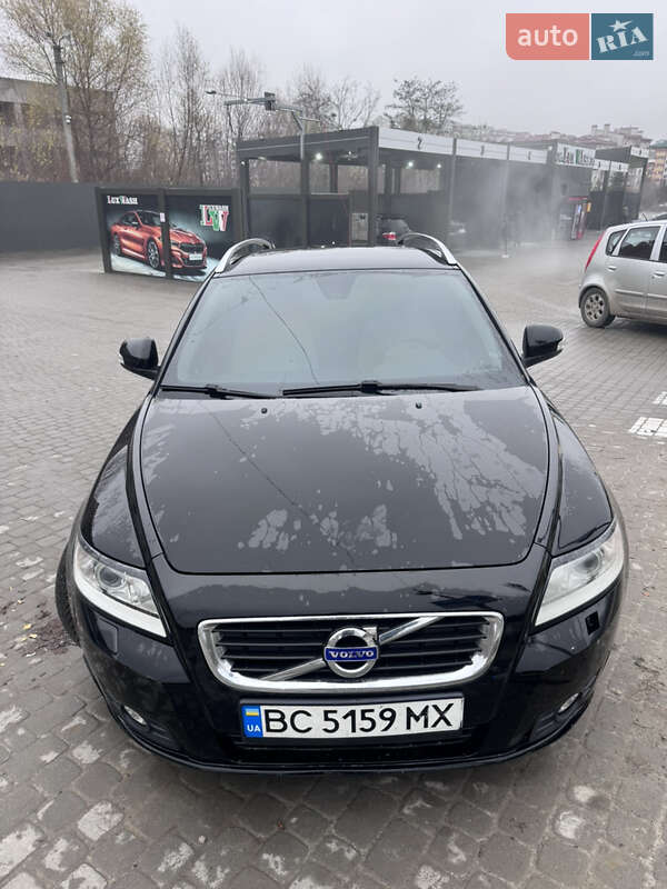 Універсал Volvo V50 2011 в Львові фото Універсал Volvo V50 2011 в Львові