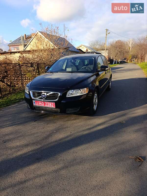 Универсал Volvo V50 2011 в Луцке