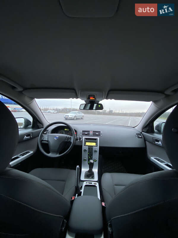 Универсал Volvo V50 2010 в Ровно