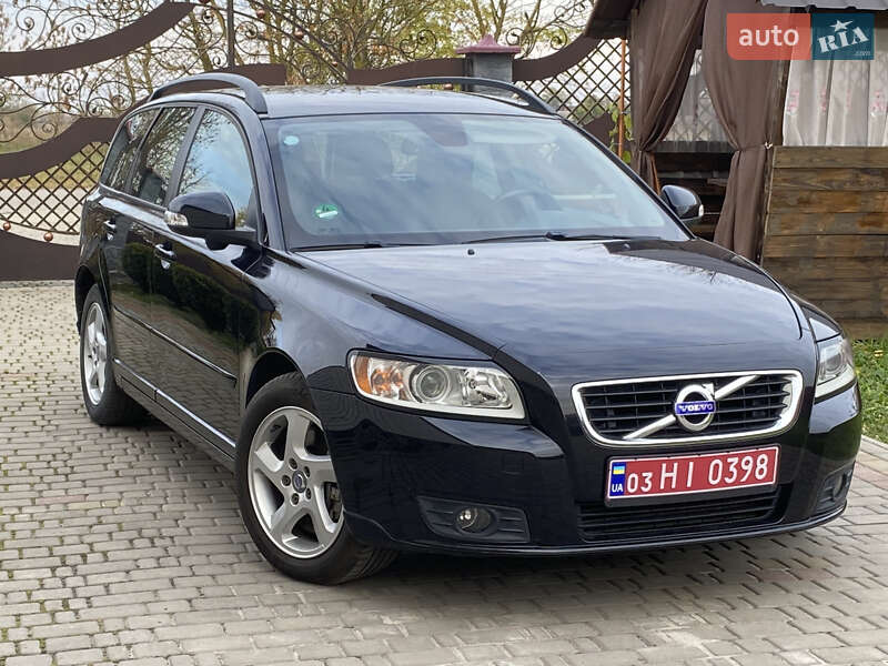 Универсал Volvo V50 2010 в Луцке