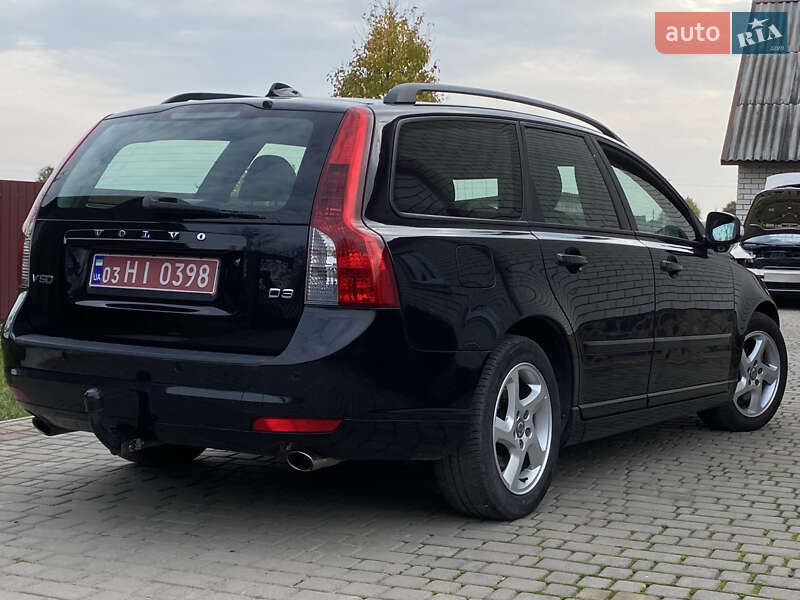 Универсал Volvo V50 2010 в Луцке