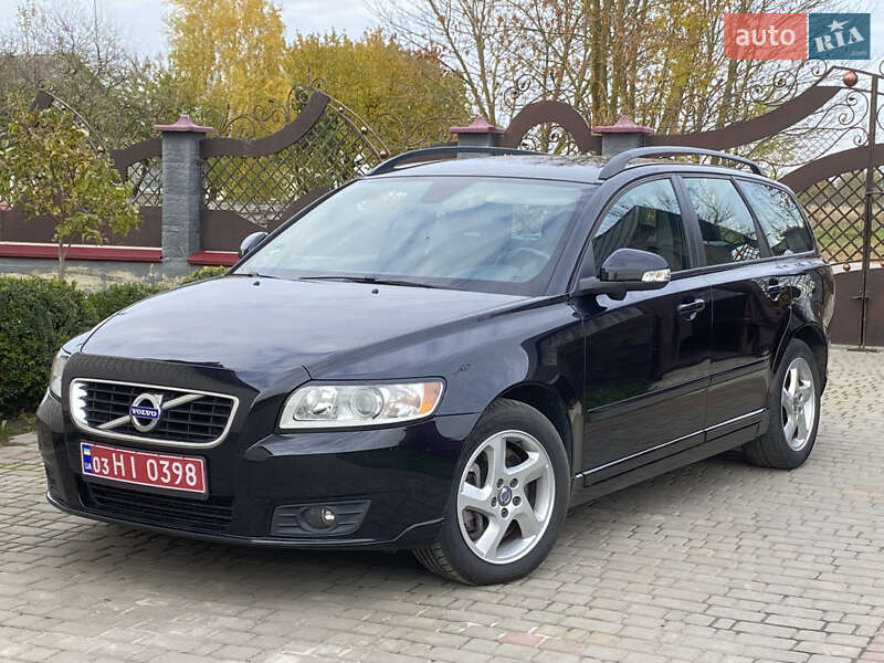 Универсал Volvo V50 2010 в Луцке