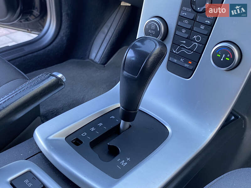 Универсал Volvo V50 2010 в Луцке