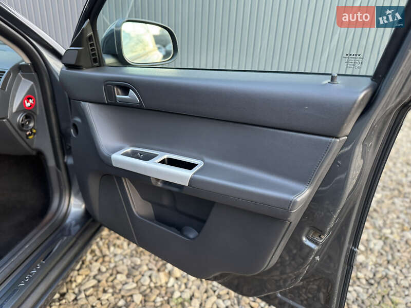 Універсал Volvo V50 2012 в Стрию фото 32 Універсал Volvo V50 2012 в Стрию