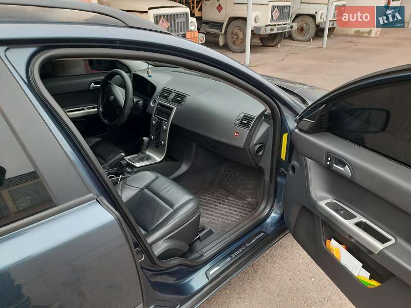 Универсал Volvo V50 2005 в Каменец-Подольском фото 9 Универсал Volvo V50 2005 в Каменец-Подольском