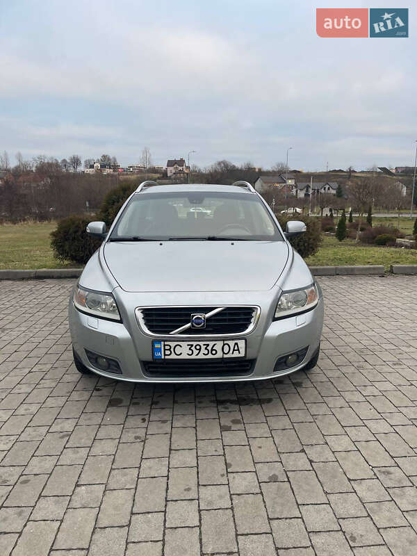 Универсал Volvo V50 2008 в Львове