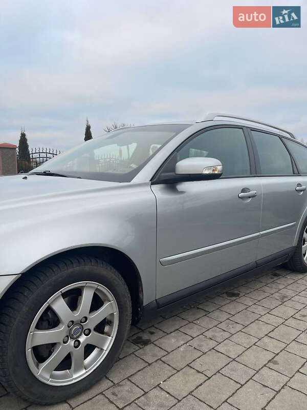Универсал Volvo V50 2008 в Львове