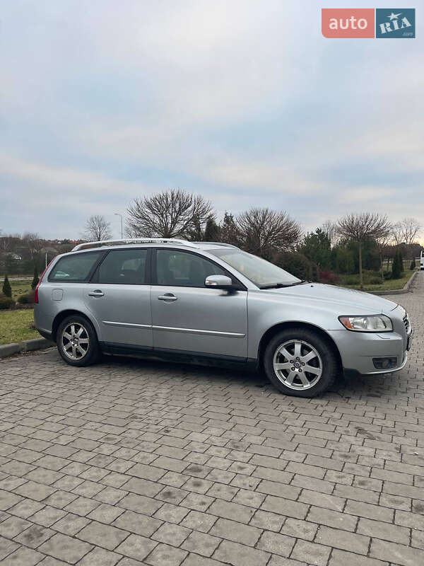 Универсал Volvo V50 2008 в Львове