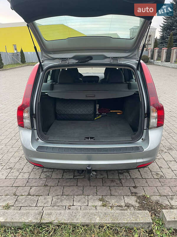 Универсал Volvo V50 2008 в Львове