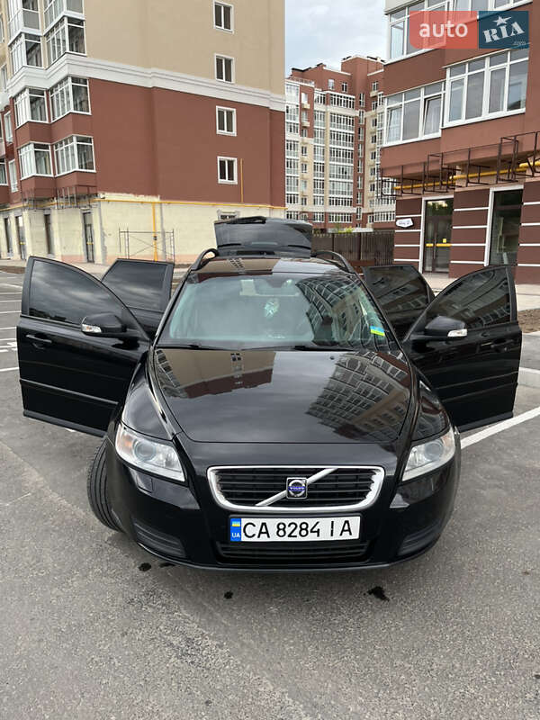 Универсал Volvo V50 2010 в Умани фото 22 Универсал Volvo V50 2010 в Умани
