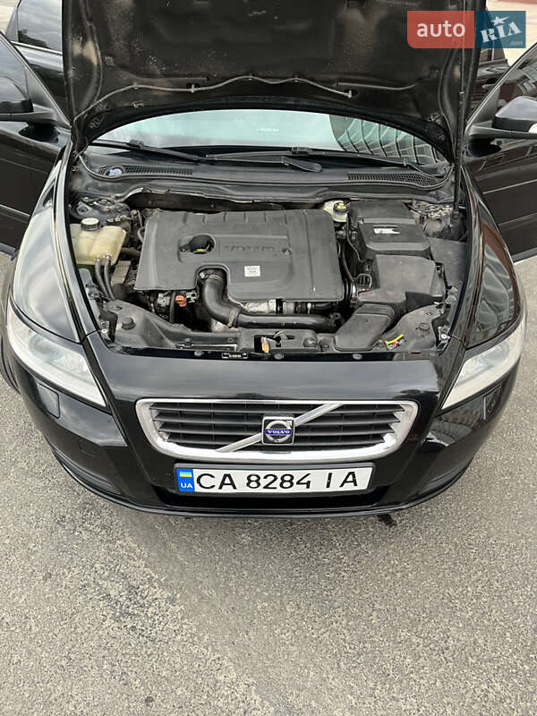 Универсал Volvo V50 2010 в Умани фото 26 Универсал Volvo V50 2010 в Умани