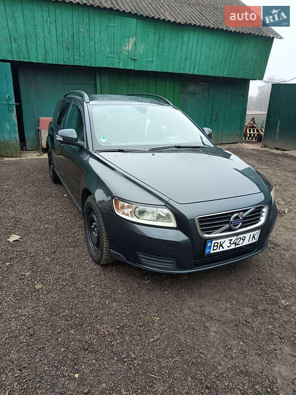 Volvo V50 2010
