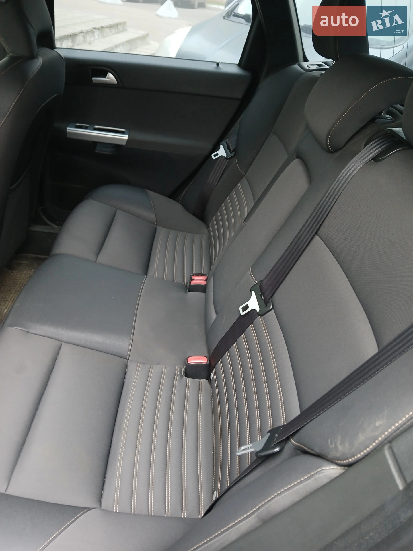2010 Volvo V50 - мініатюра 9